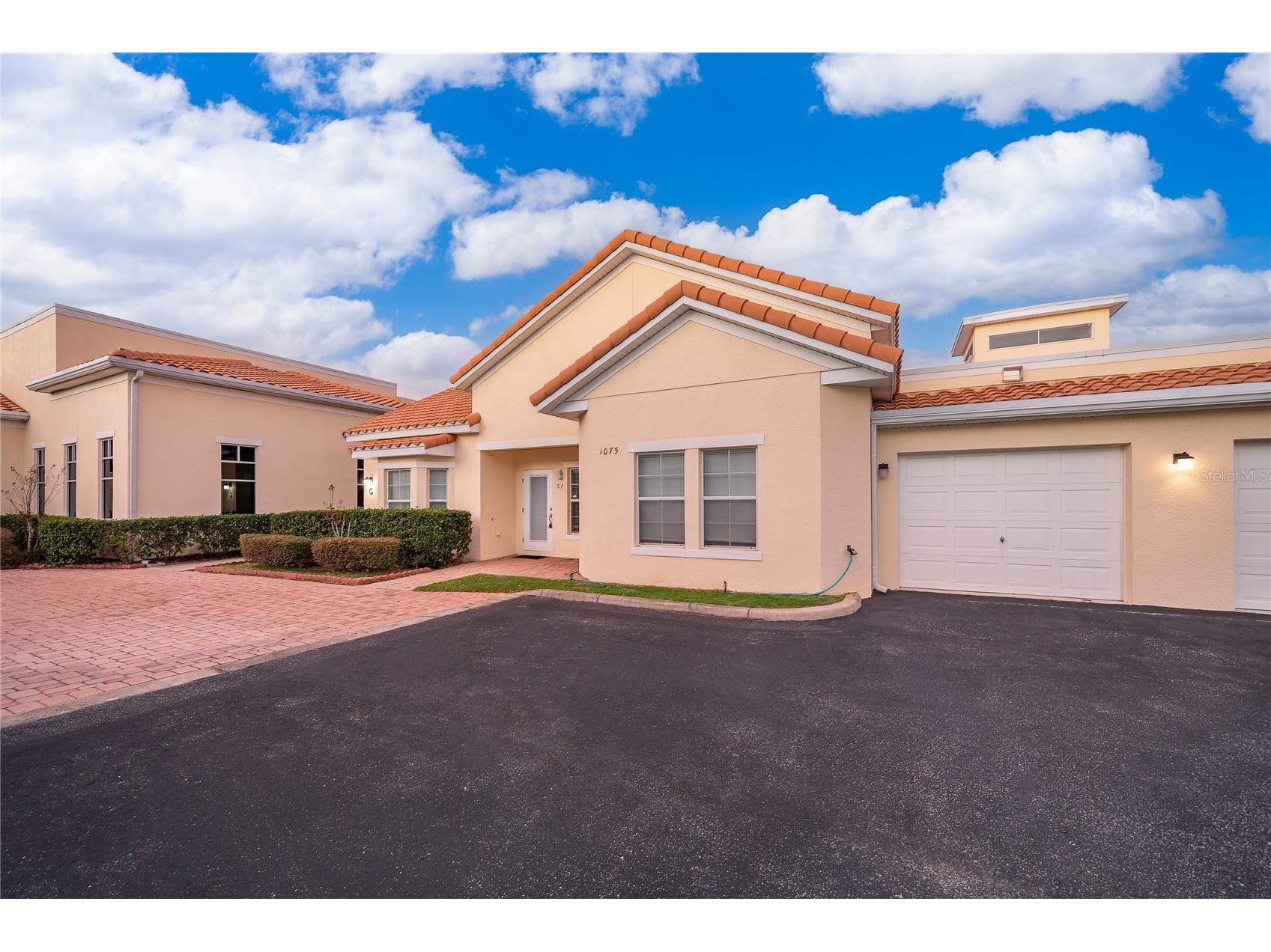 1075 David Walker Drive #C-1 Tavares FL 32778 O6400906 image3