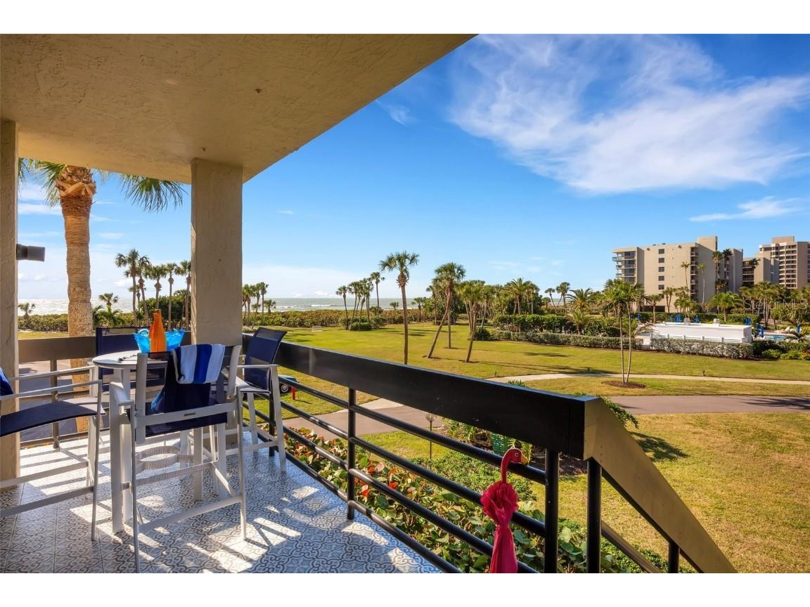 1075 Gulf Of Mexico Drive #101 Longboat Key FL 34228 - GULF OF MEXICO A4592865 image1