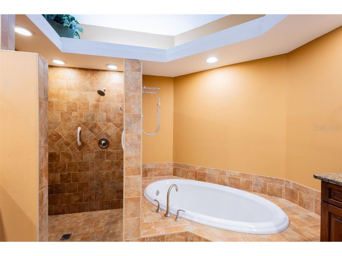 10752 Chapman Court Seminole FL 33777 TB8428946 image21