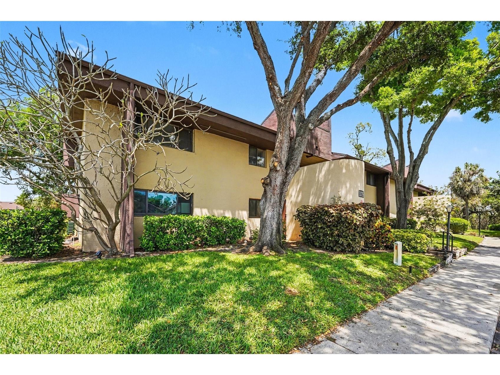 10755 Village Club Circle N #101 Saint Petersburg FL 33716 TB8497993 image2