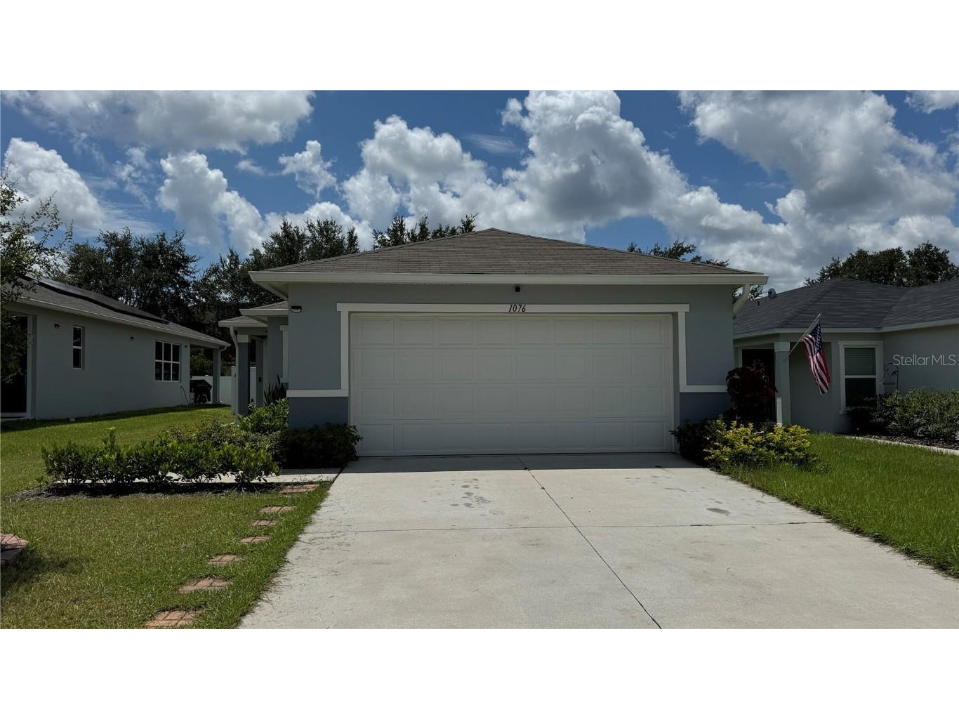 1076 Papaya Circle Davenport FL 33897 S5110131 image1