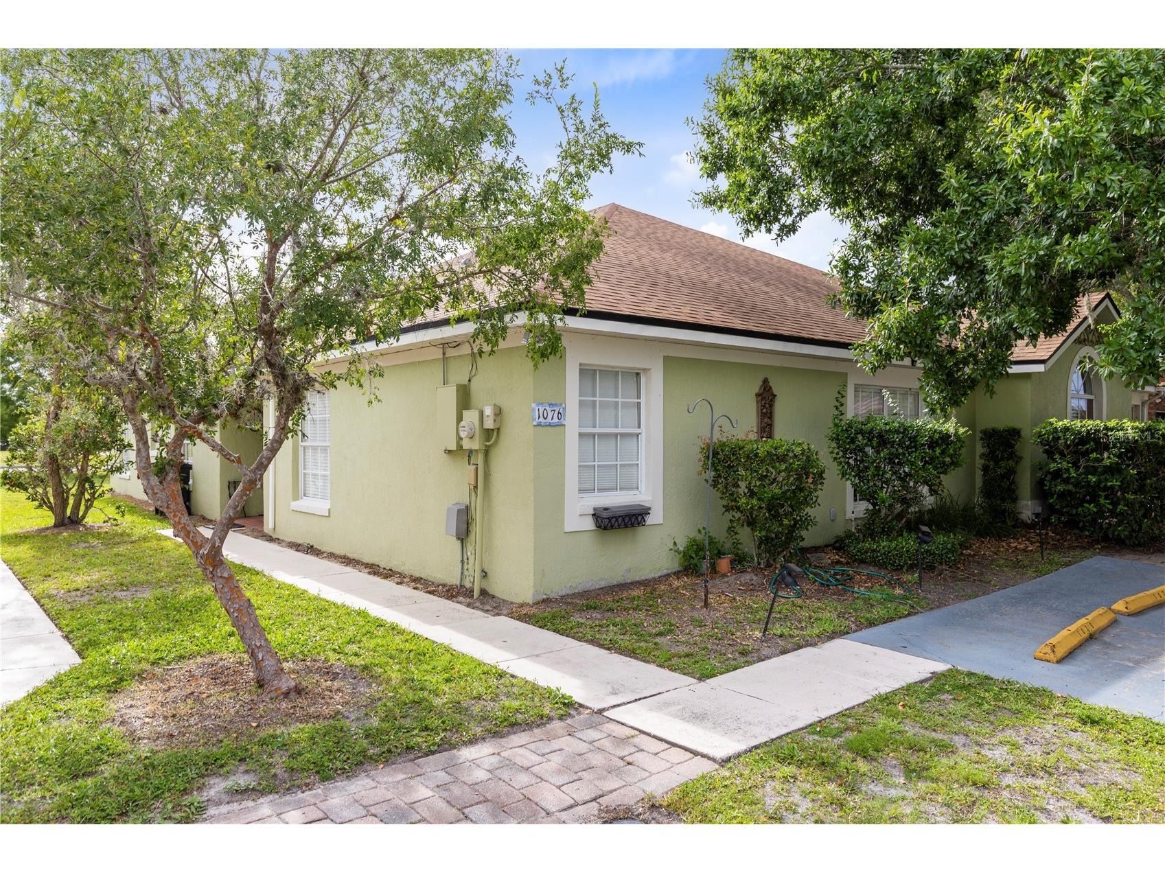 1076 Universal Rest Place Kissimmee FL 34744 S5152671 image1