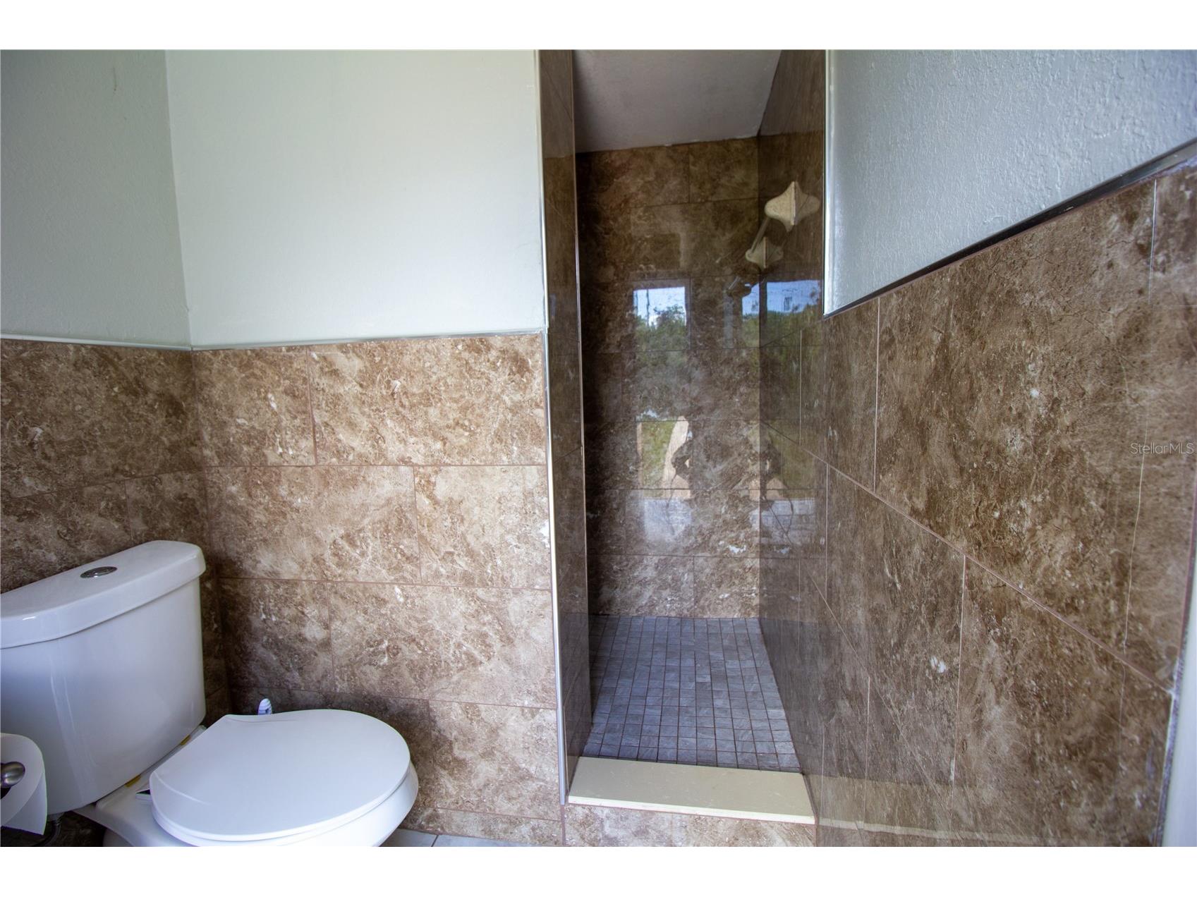 10760 62nd Avenue Seminole FL 33772 TB8494506 image9