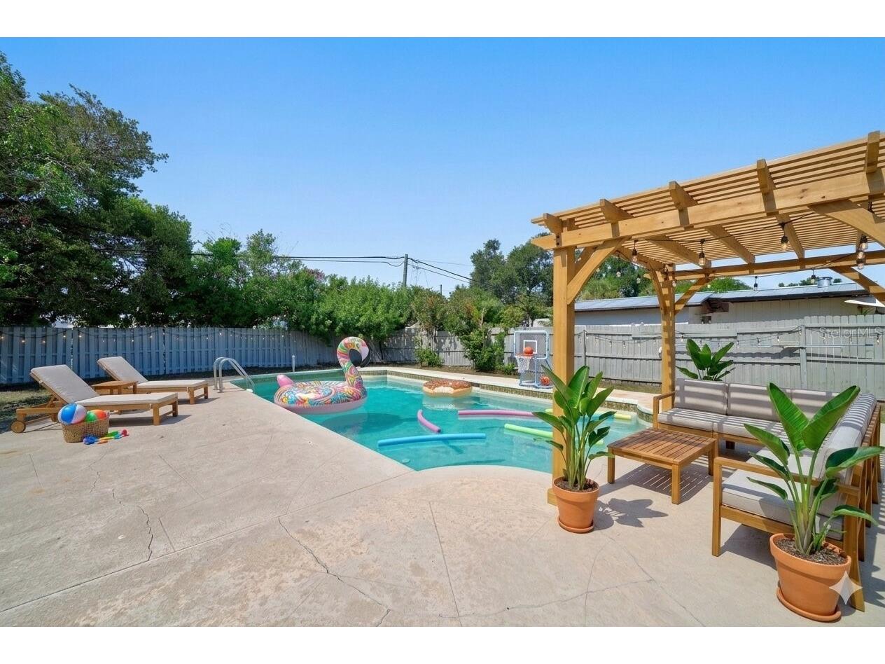 10760 62nd Avenue Seminole FL 33772 TB8518146 image2