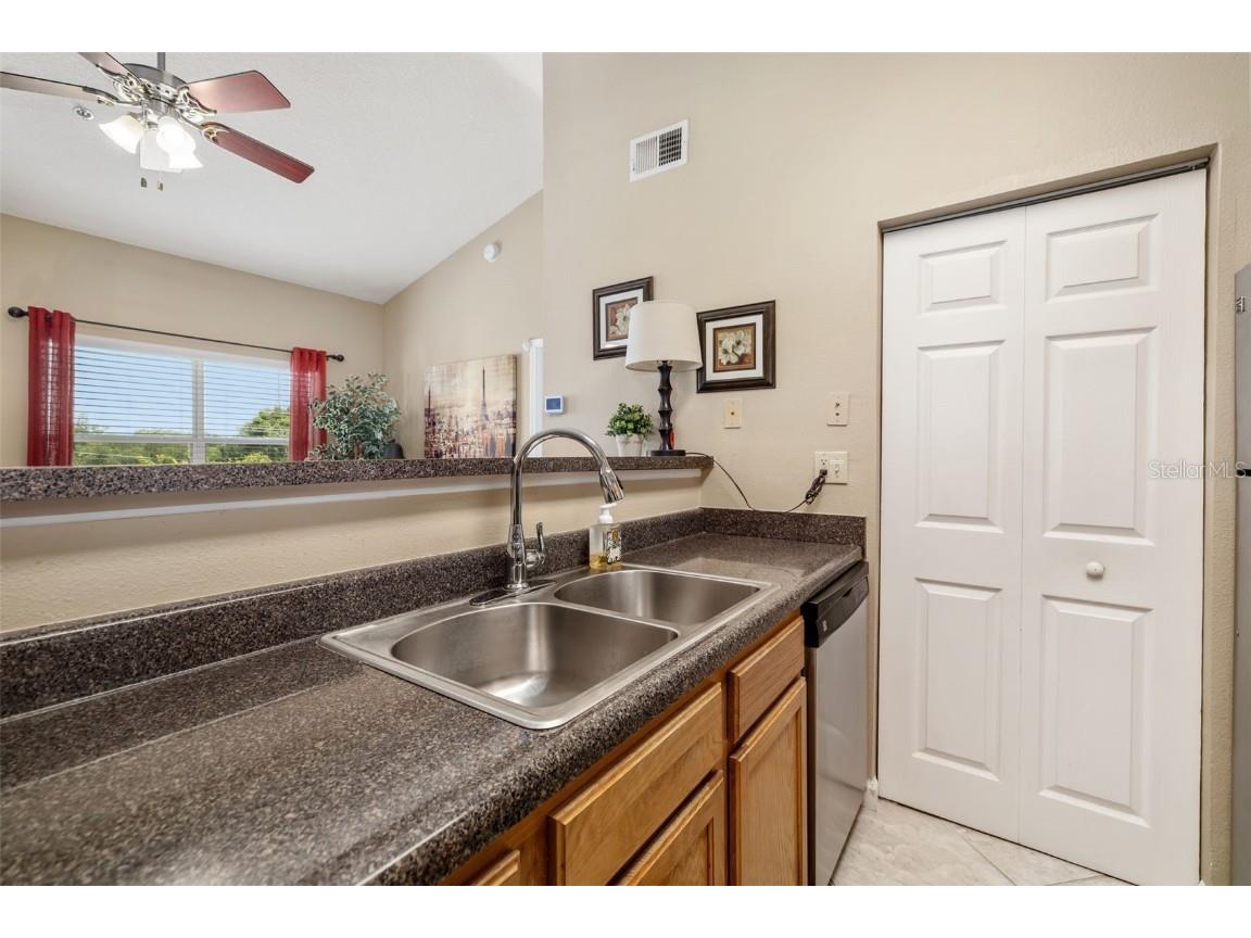 10764 70th Avenue #1304 Seminole FL 33772 A4663765 image8