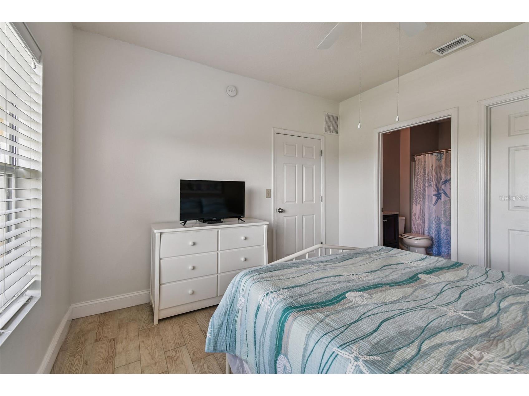 10764 70th Avenue #1306 Seminole FL 33772 TB8494638 image35