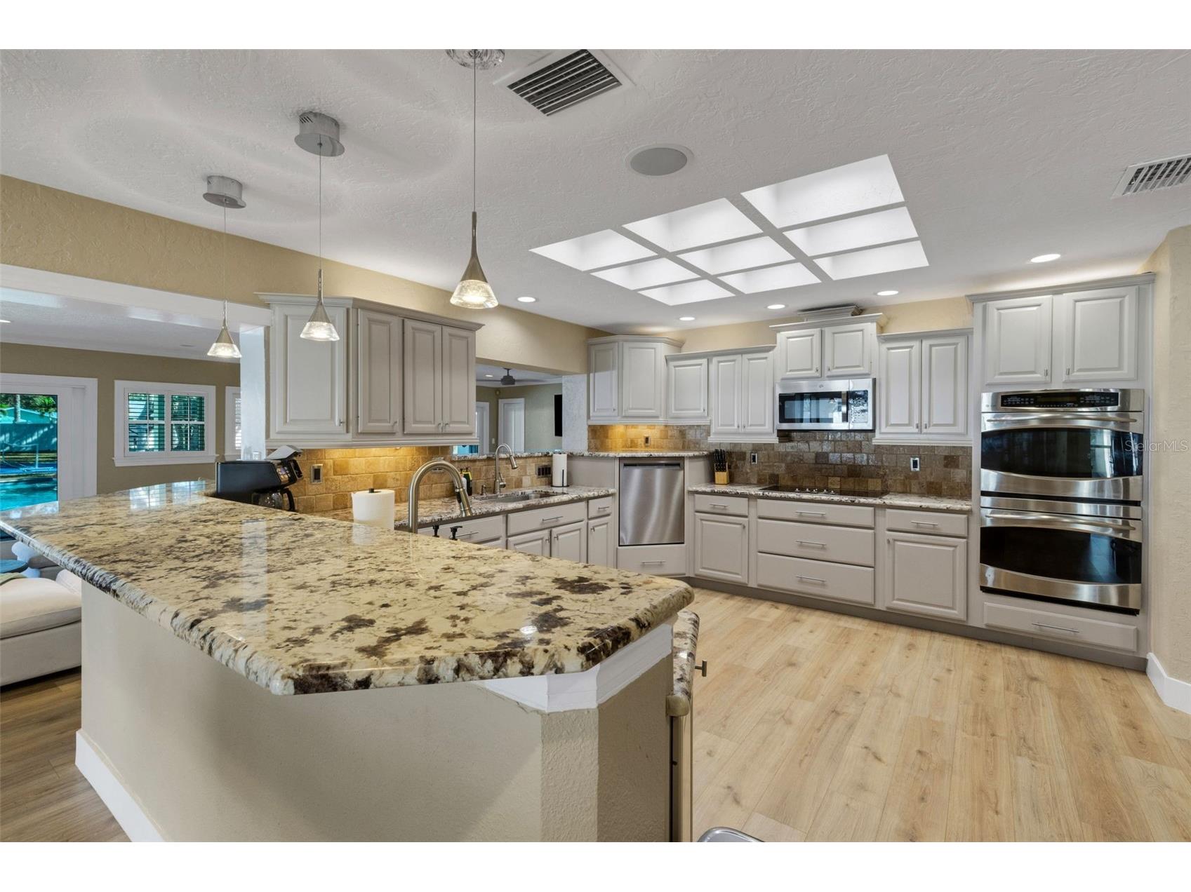 10767 Danielle Drive Largo FL 33774 A4677074 image16