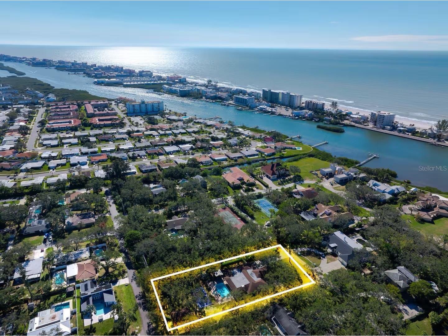 10767 Danielle Drive Largo FL 33774 A4677074 image2