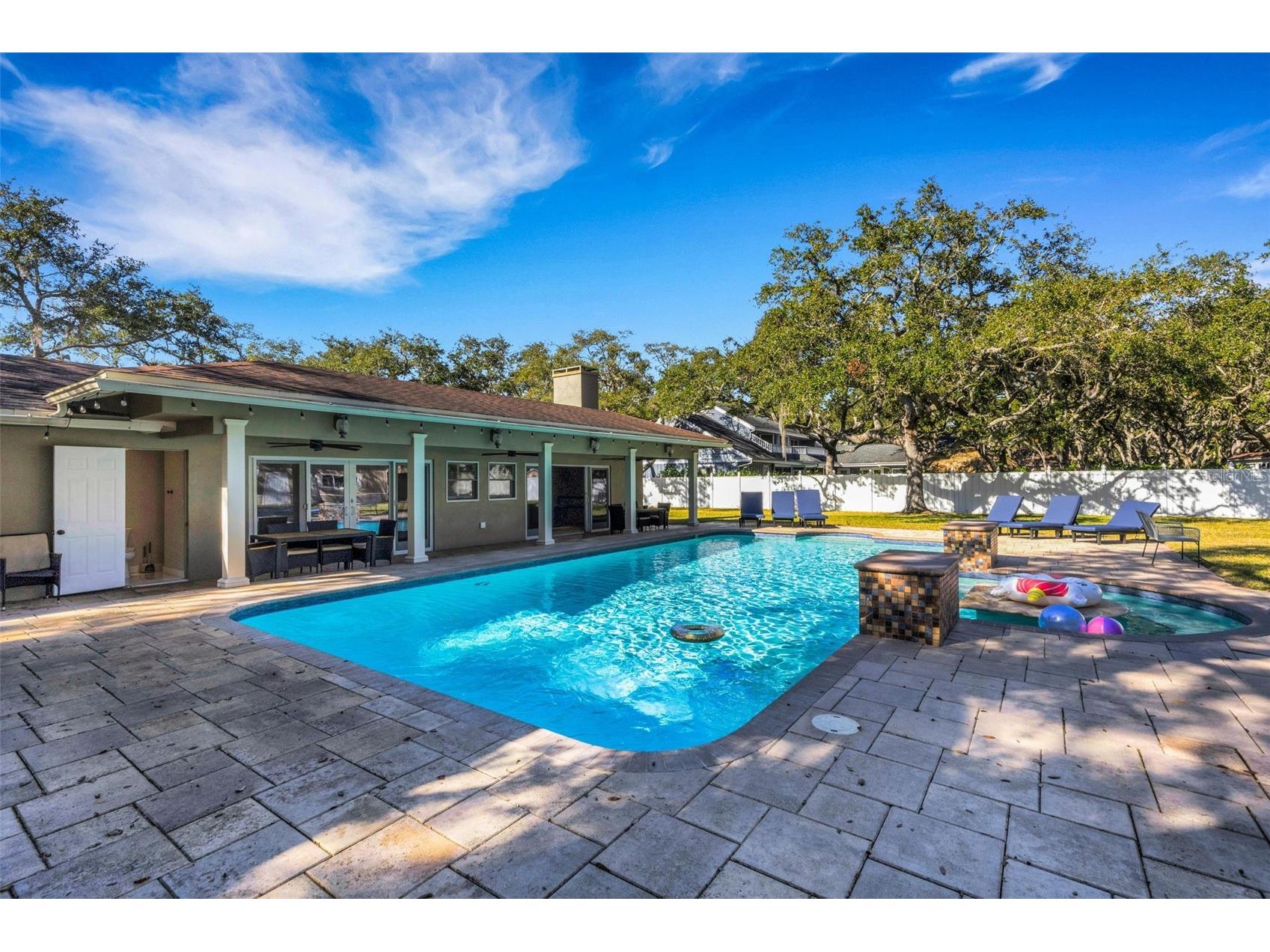 10767 Danielle Drive Largo FL 33774 A4677074 image30