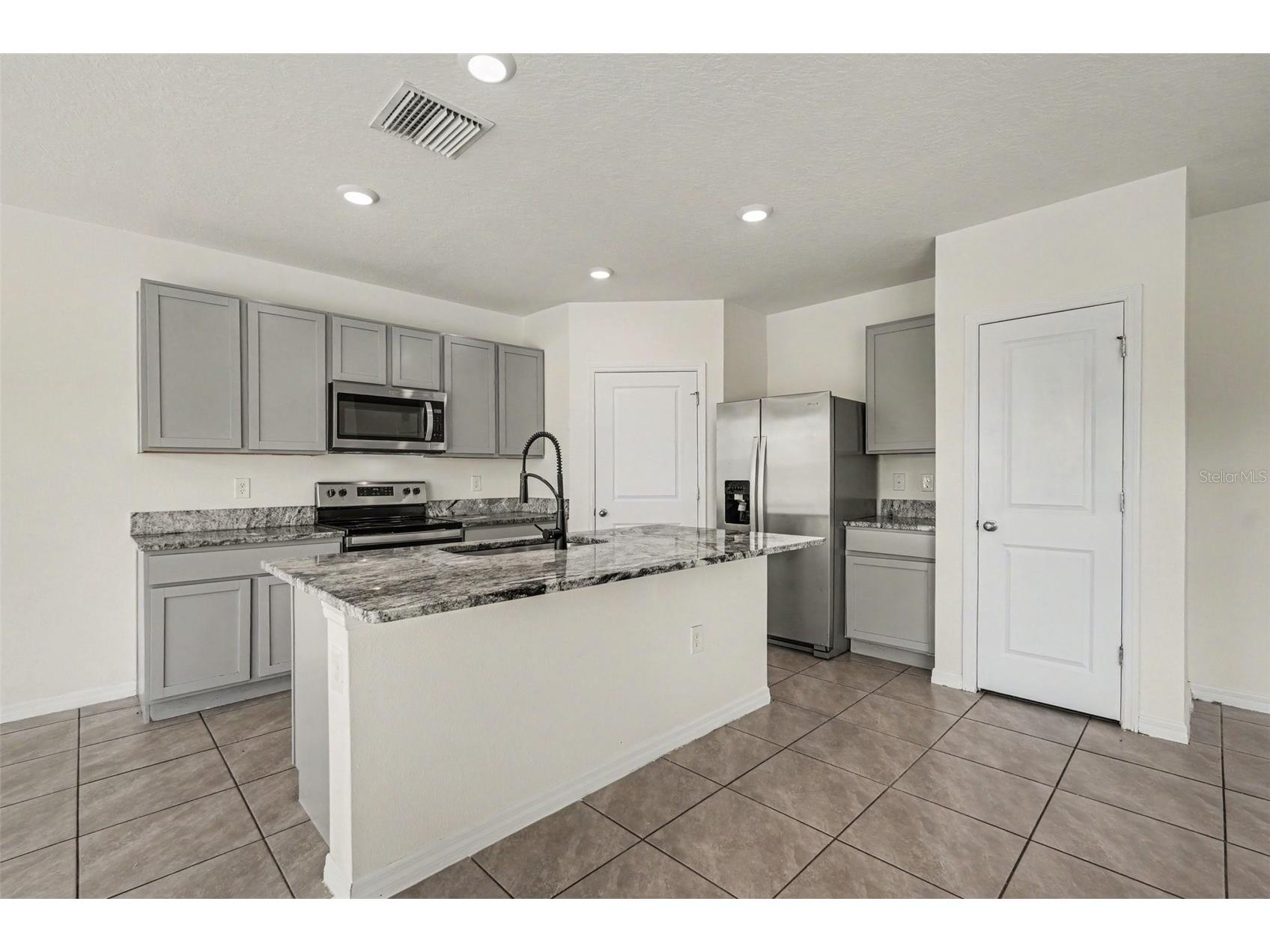 10767 Penny Gale Loop San Antonio FL 33576 TB8471915 image11