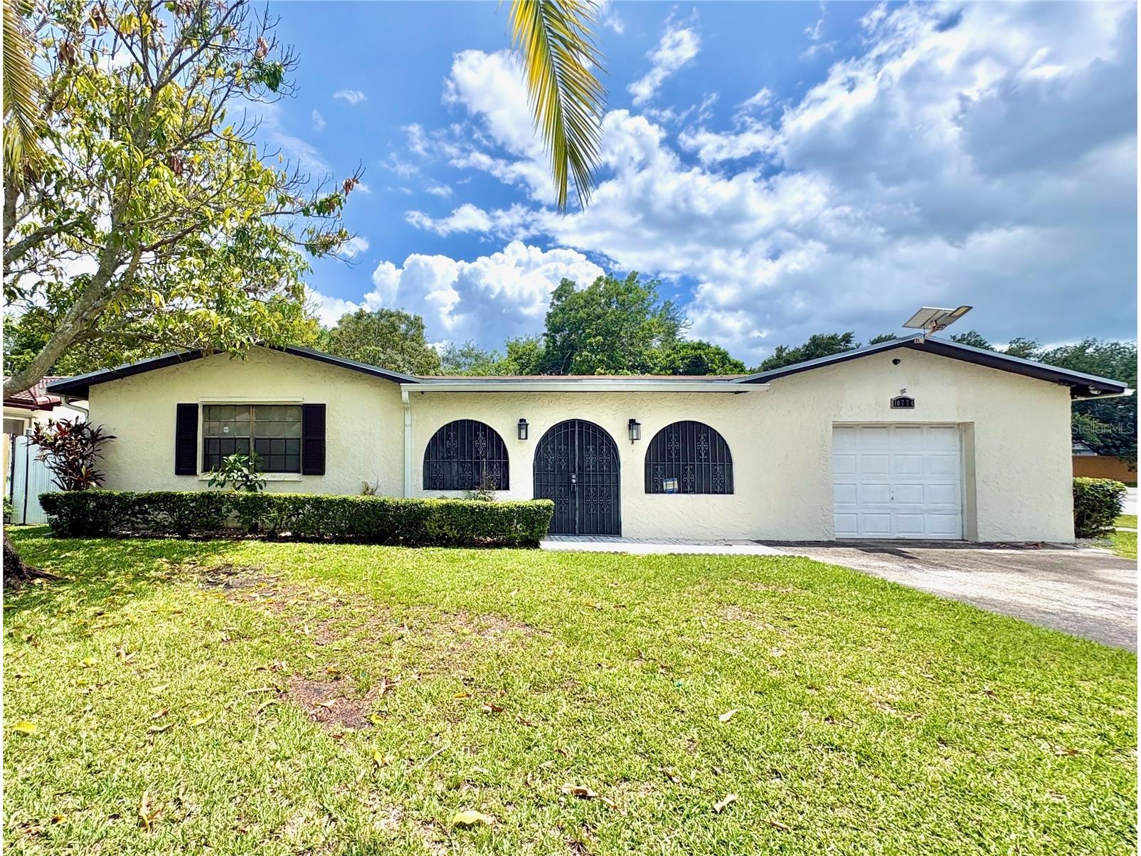 10774 SW 175th Terrace Miami FL 33157 OM725630 image1