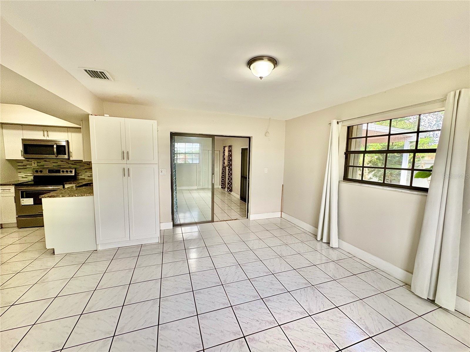 10774 SW 175th Terrace Miami FL 33157 OM725630 image18