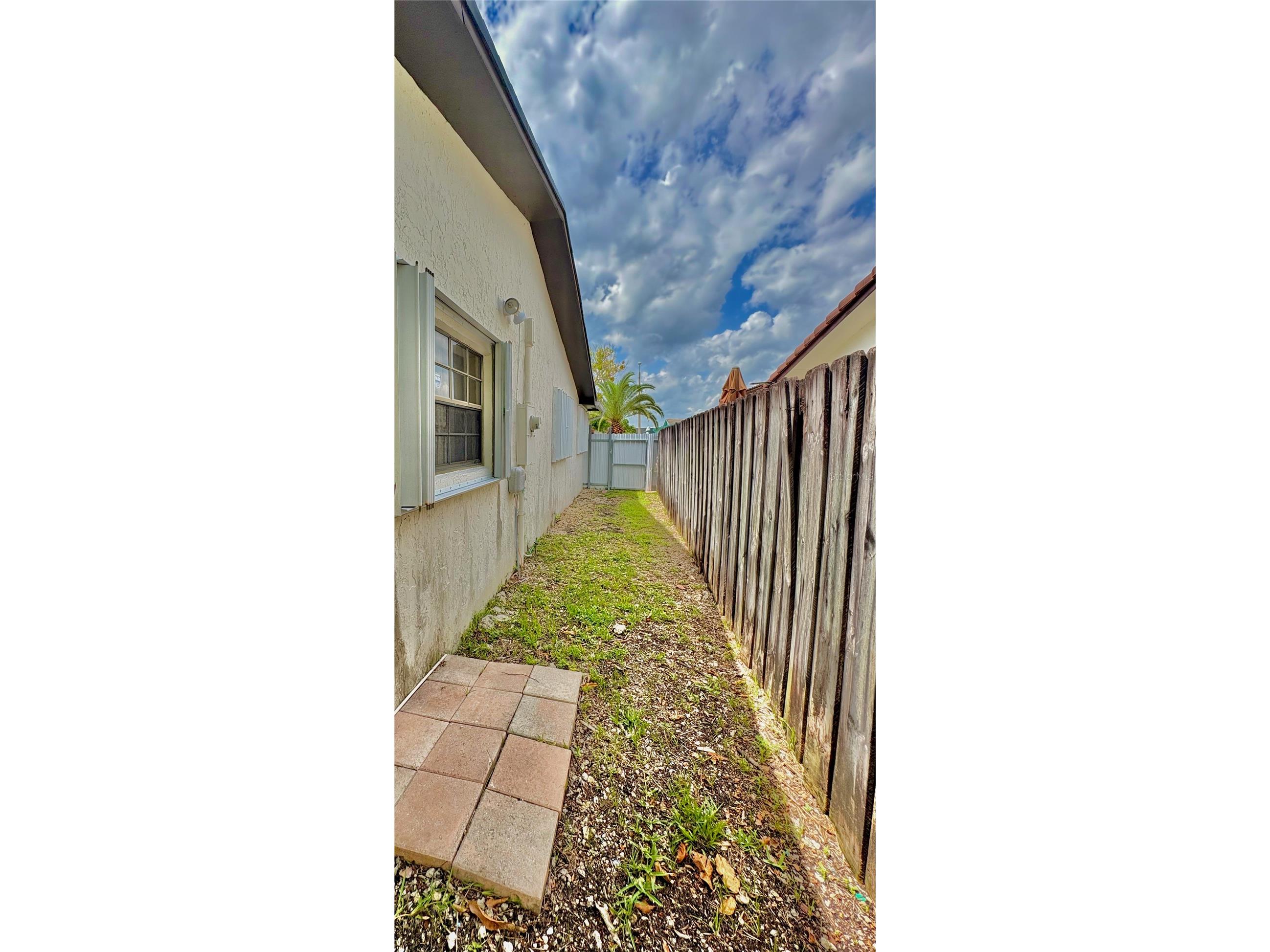 10774 SW 175th Terrace Miami FL 33157 OM725630 image49