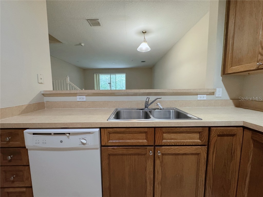 10775 Regent Square Drive #1905 Orlando FL 32825 O6328518 image6