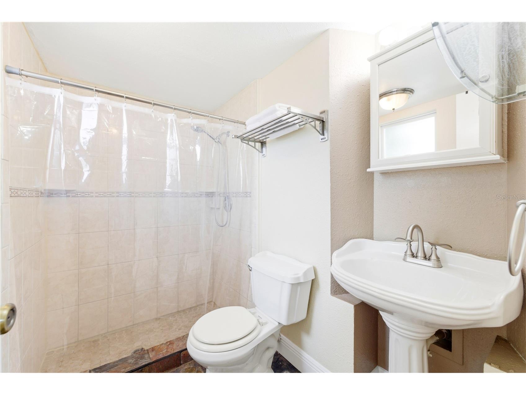 10776 124th Avenue N Seminole FL 33778 TB8483209 image18