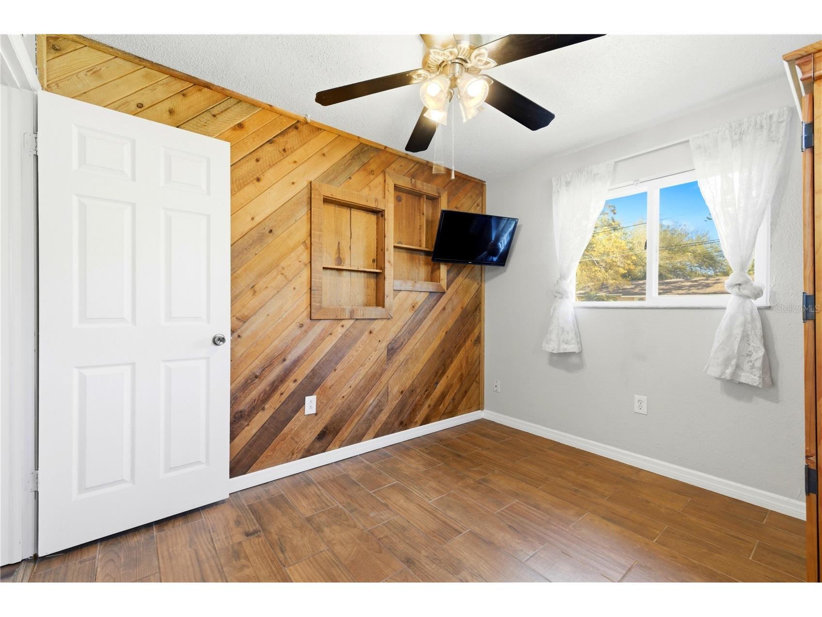 10776 124th Avenue N Seminole FL 33778 TB8483209 image24