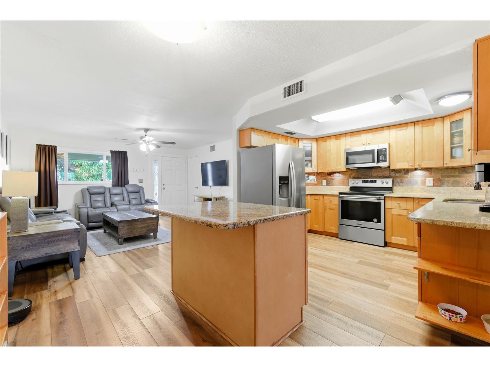 10776 124th Avenue N Seminole FL 33778 TB8483209 image7