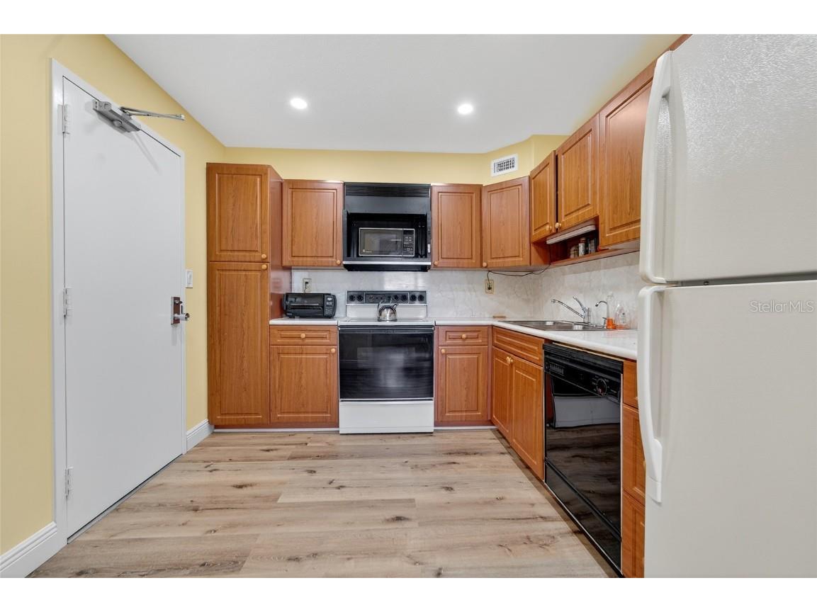 10777 W Sample Road #1212 Coral Springs FL 33065 GC532433 image13