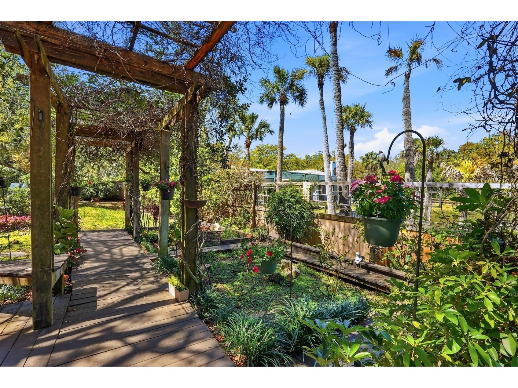 10785 Danielle Drive Largo FL 33774 TB8478163 image57