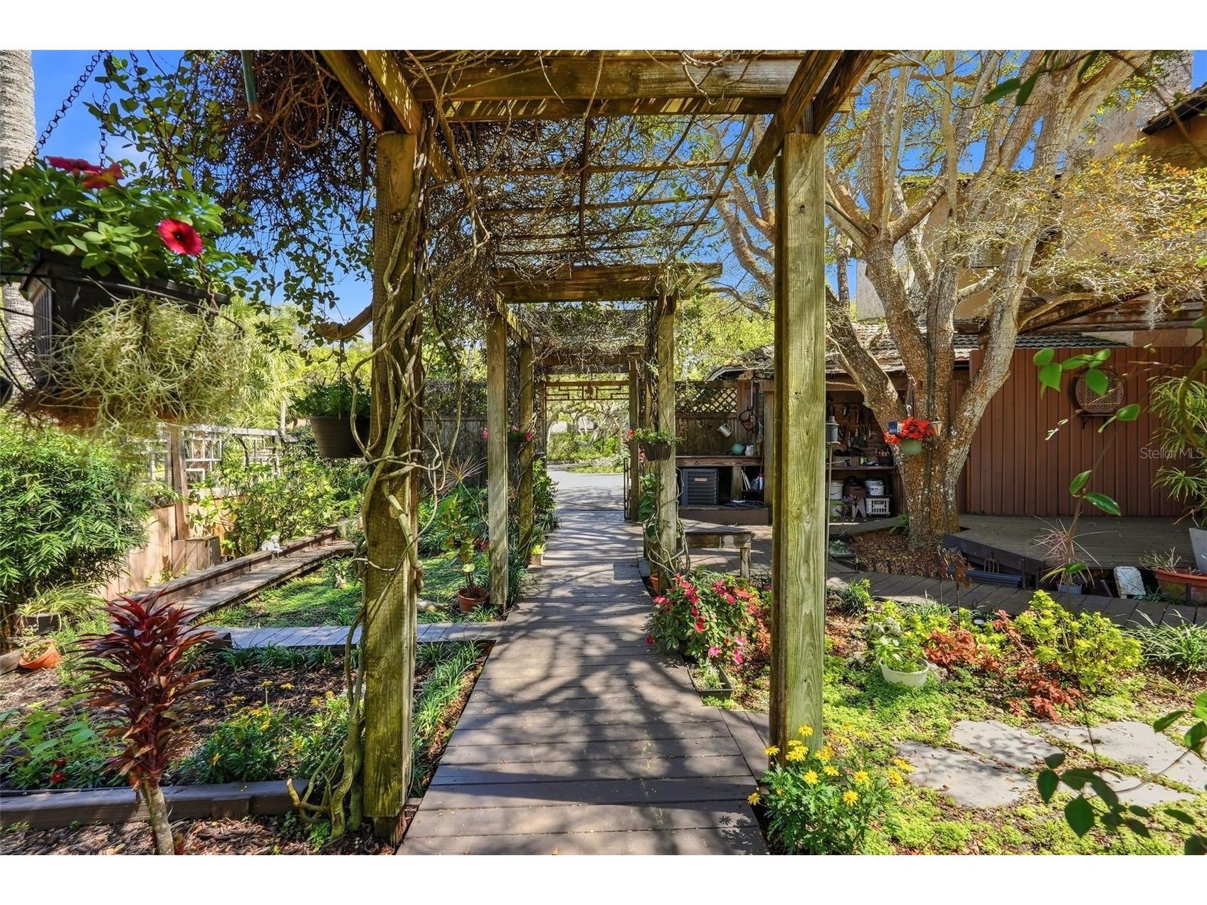 10785 Danielle Drive Largo FL 33774 TB8478163 image58