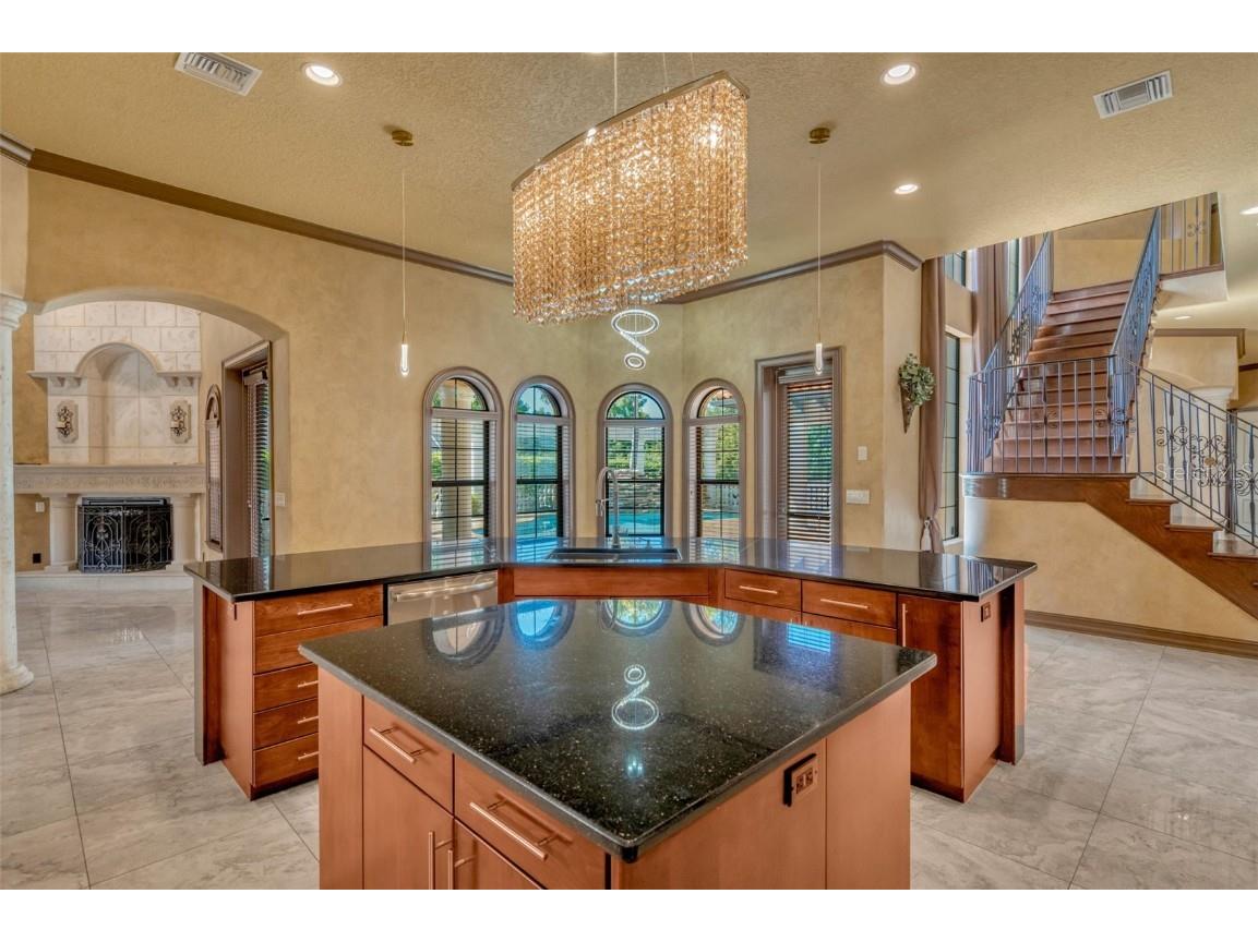 1079 Ashland Avenue Tarpon Springs FL 34689 W7879362 image16