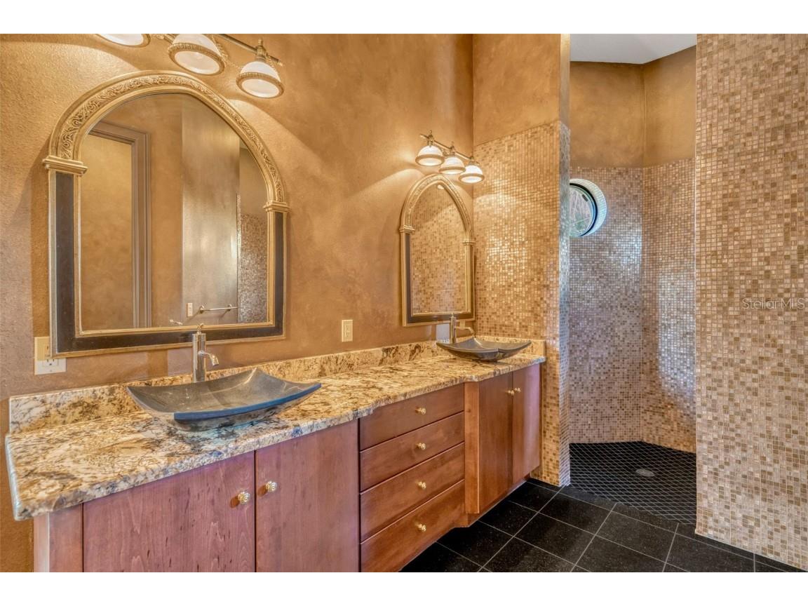 1079 Ashland Avenue Tarpon Springs FL 34689 W7879362 image27