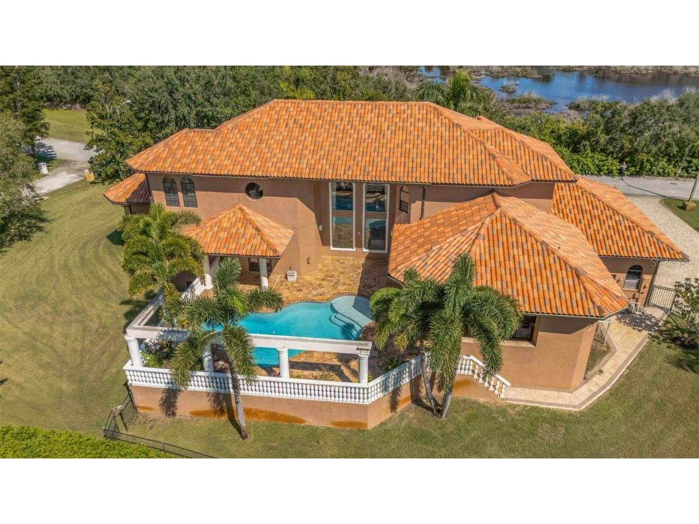 1079 Ashland Avenue Tarpon Springs FL 34689 W7879362 image43