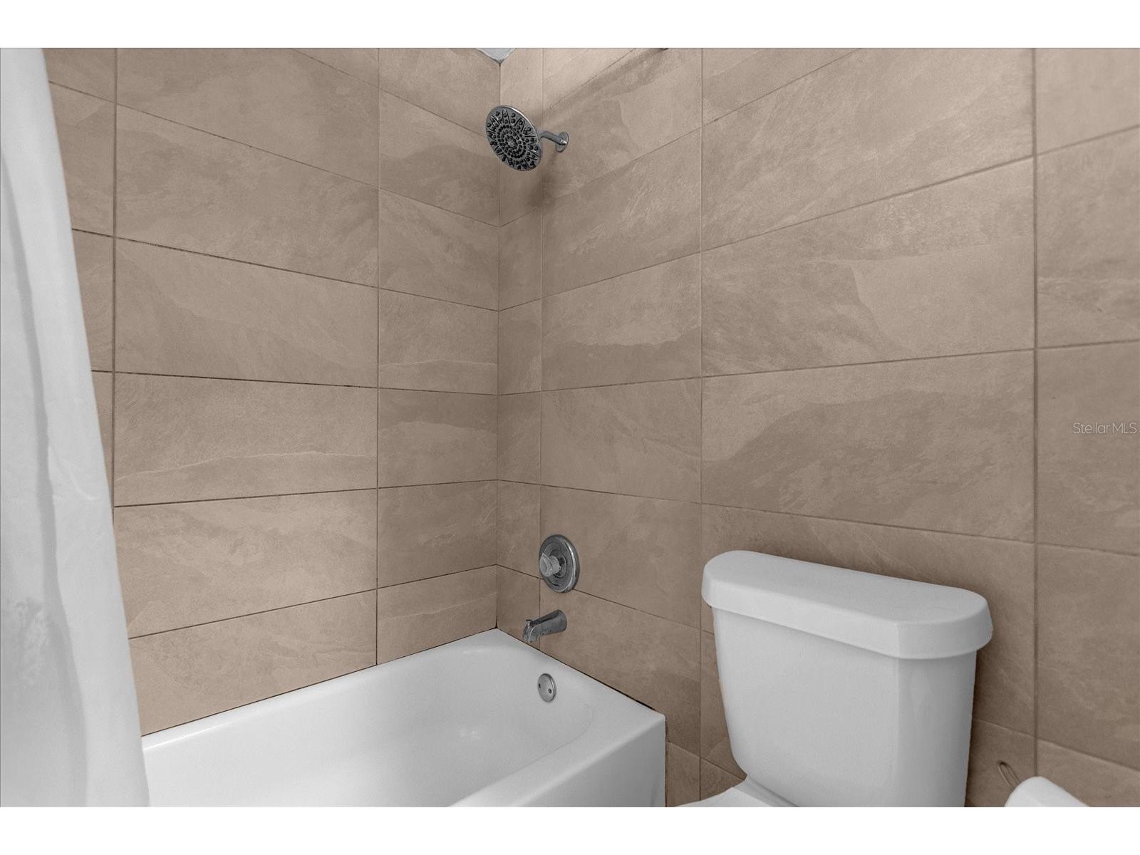 1079 N Lakewood Avenue Ocoee FL 34761 O6387765 image16