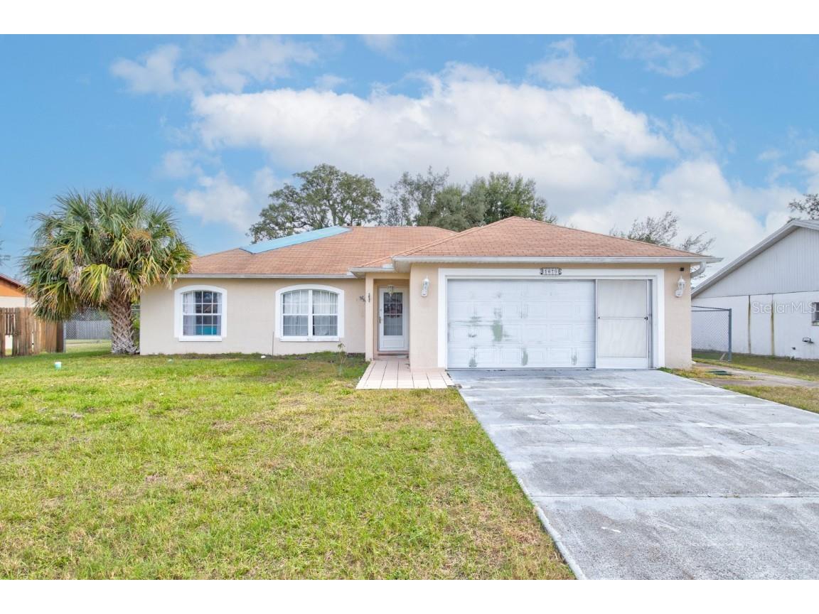 1079 W Embassy Drive Deltona FL 32725 O6163613 image1