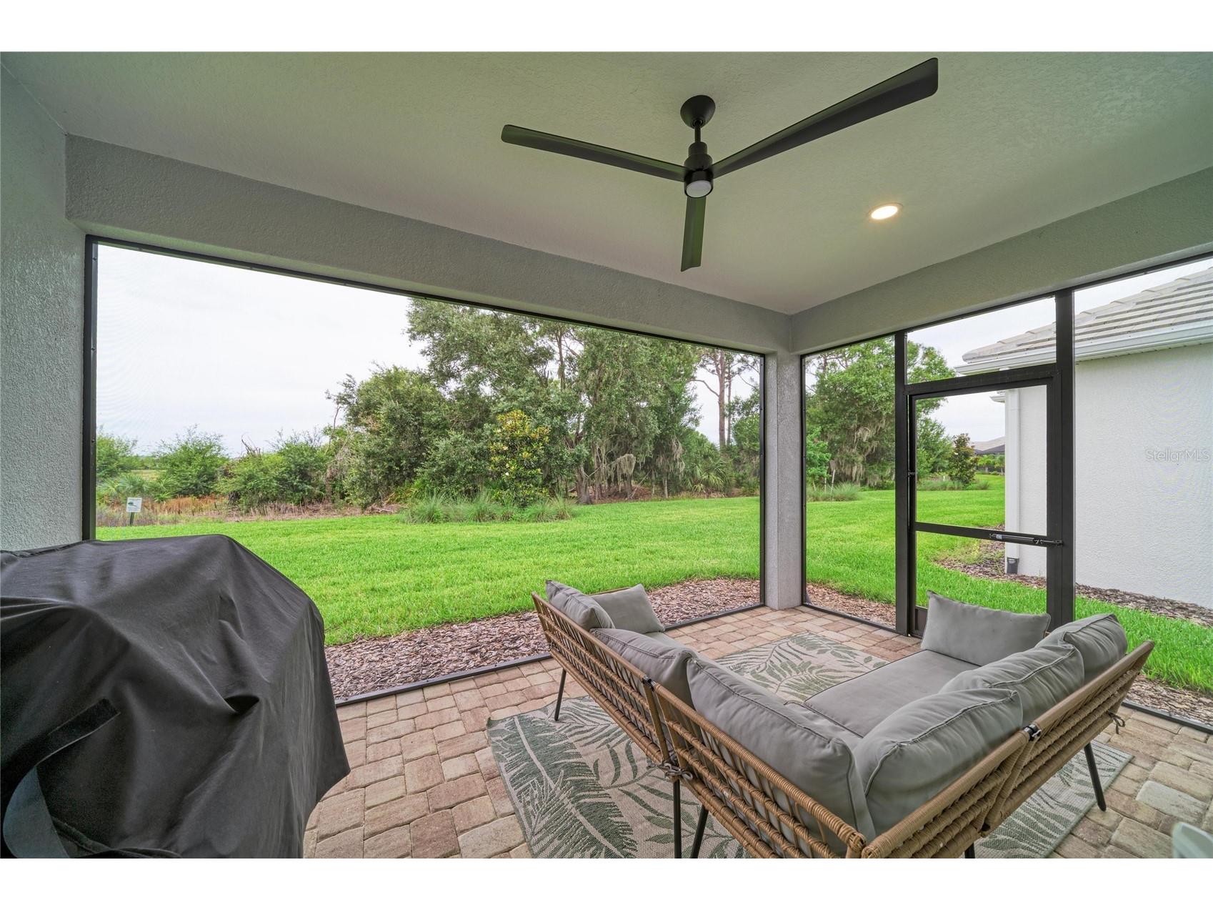 1079 Waterline Court Sarasota FL 34240 A4696172 image39