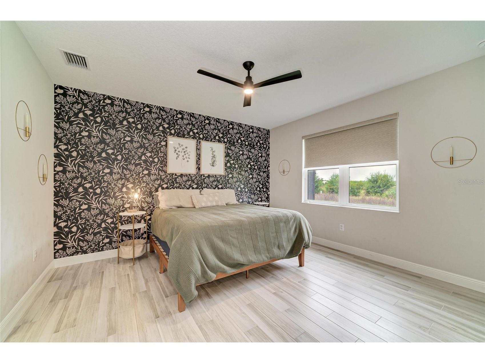 1079 Waterline Court Sarasota FL 34240 A4696172 image4