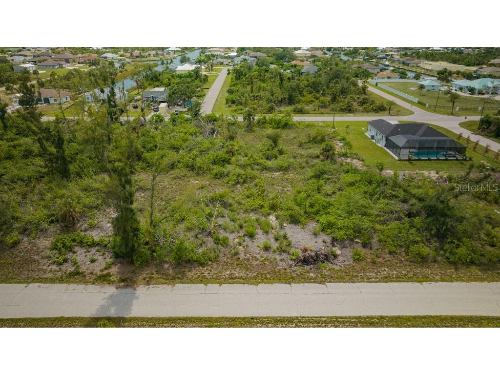 10790 Hillwood Drive Port Charlotte FL 33981 W7857246 image1