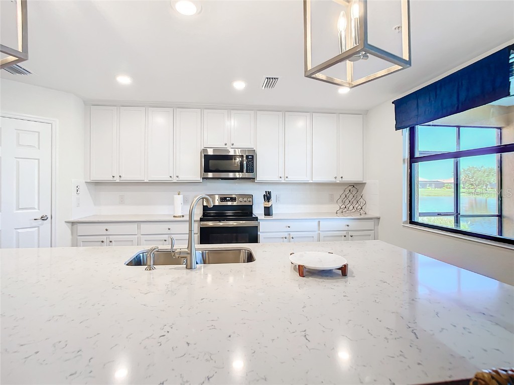 10796 Tarflower Drive #101 Venice FL 34293 D6142507 image16