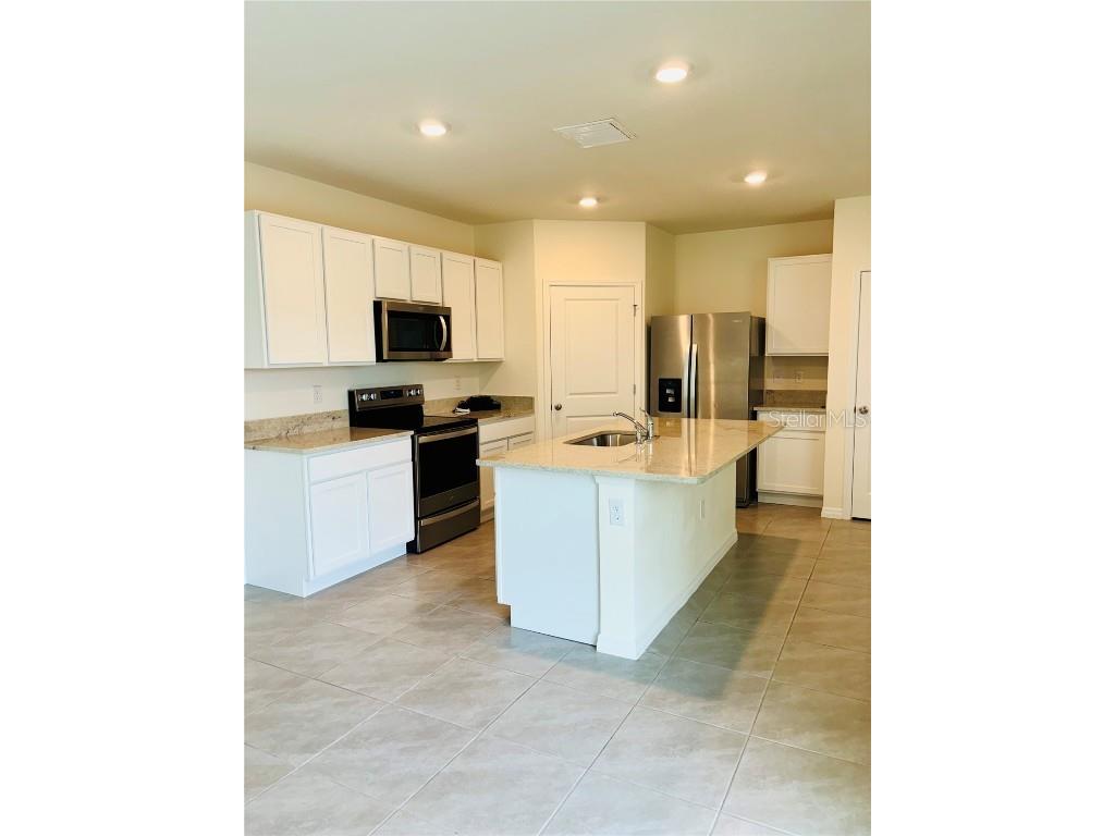 10797 Penny Gale Loop San Antonio FL 33576 TB8455438 image2