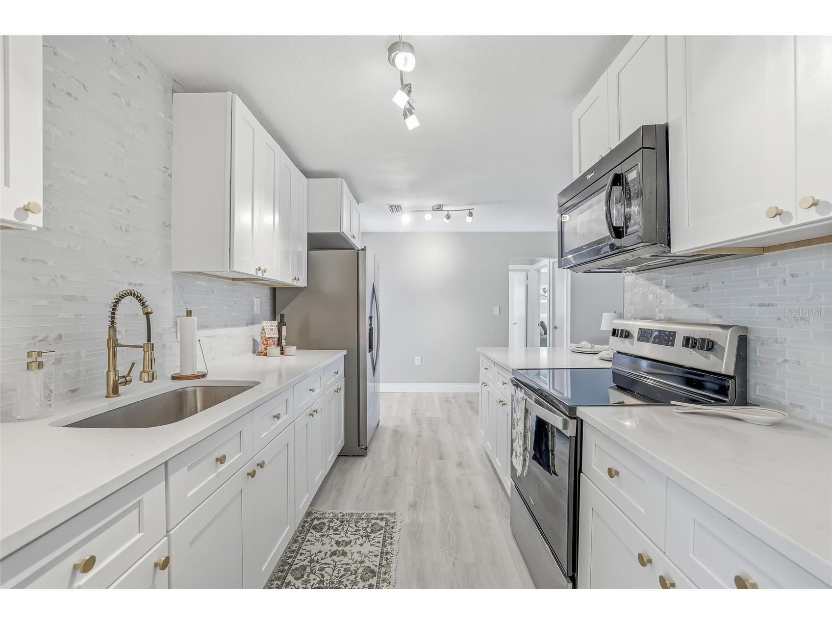 10799 99th Place Seminole FL 33772 TB8466134 image12