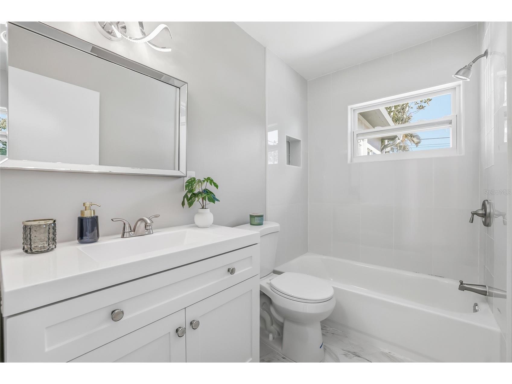 10799 99th Place Seminole FL 33772 TB8466134 image19