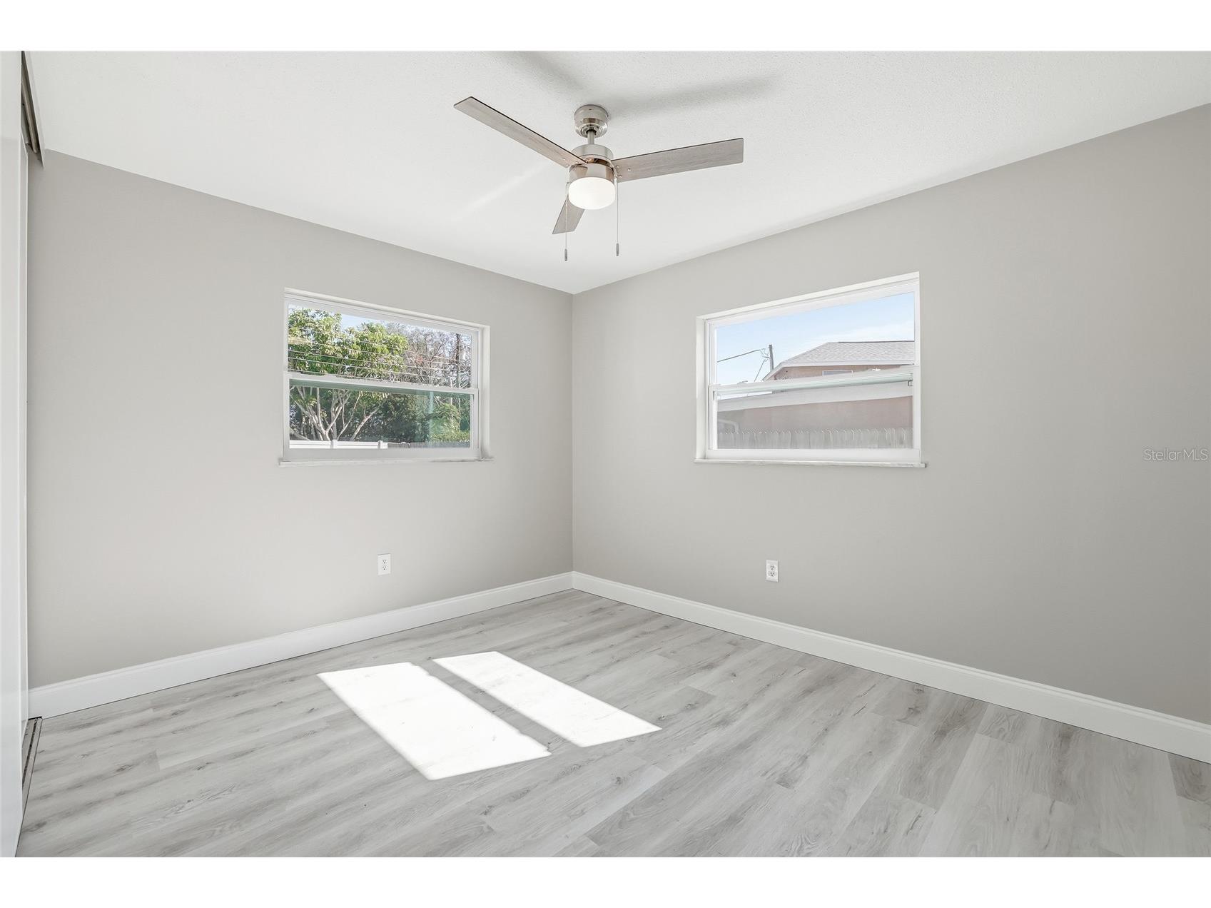 10799 99th Place Seminole FL 33772 TB8466134 image20