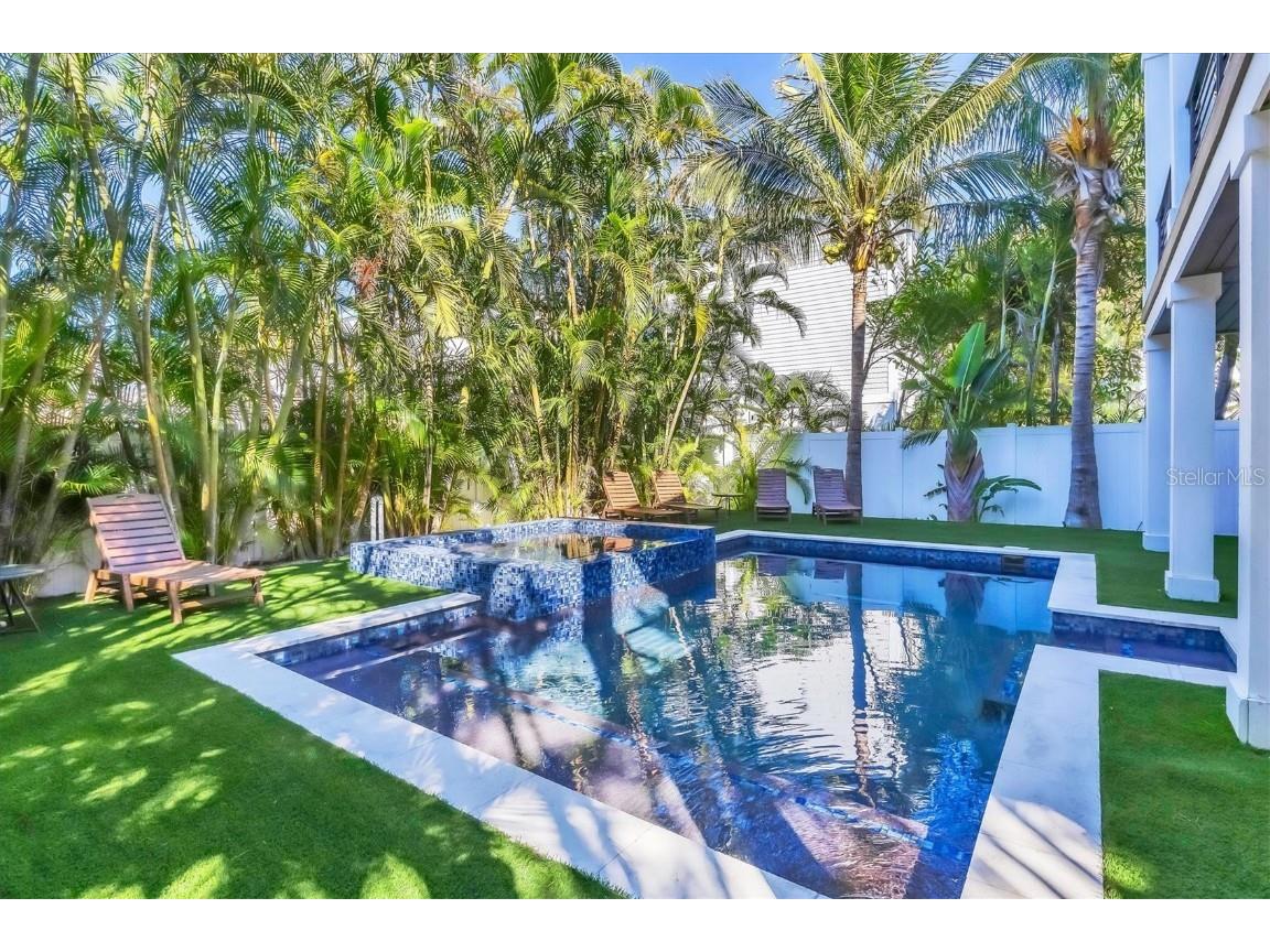 108 11th Street S Bradenton Beach FL 34217 A4672624 image13