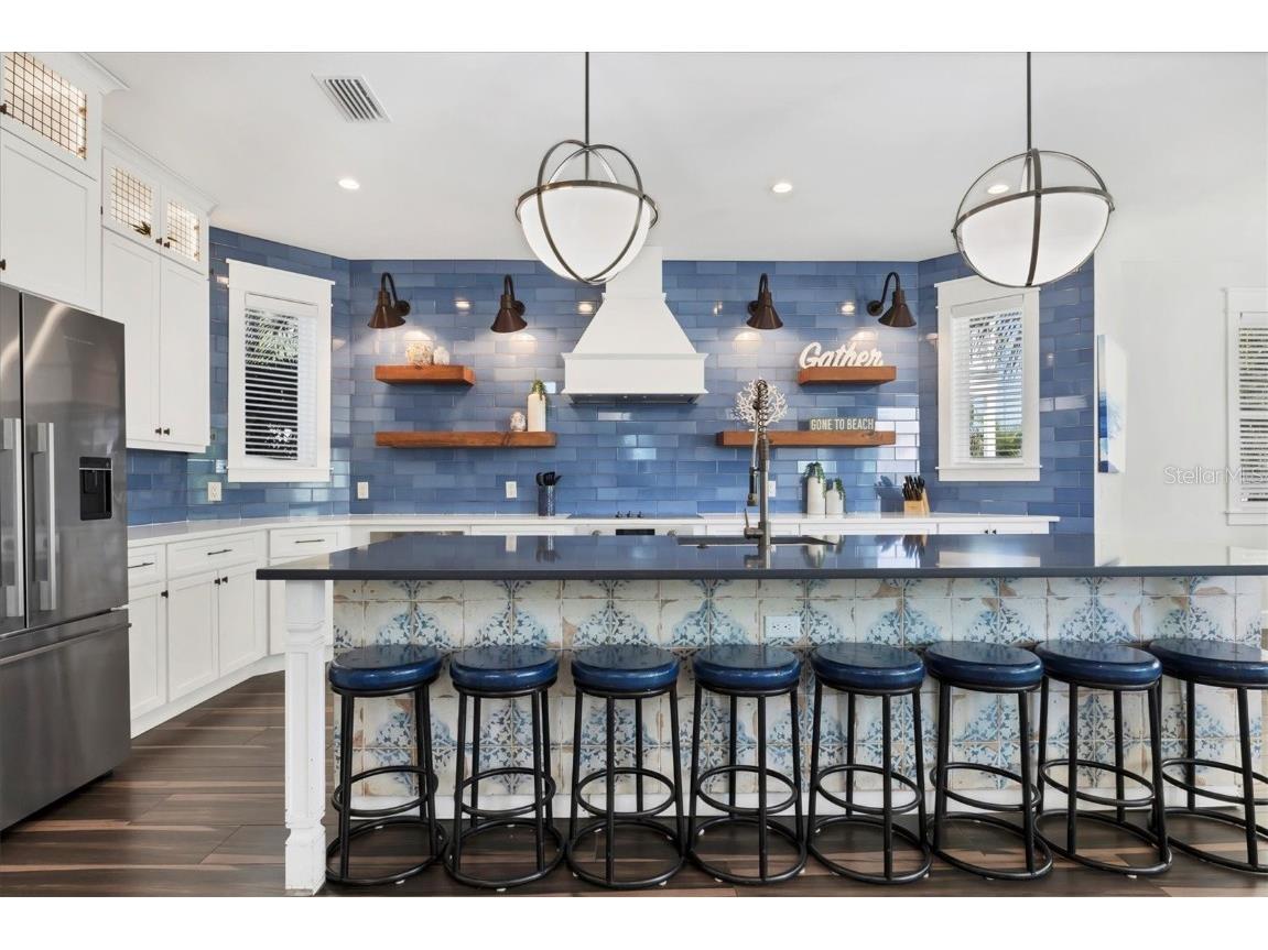 108 11th Street S Bradenton Beach FL 34217 A4672624 image6