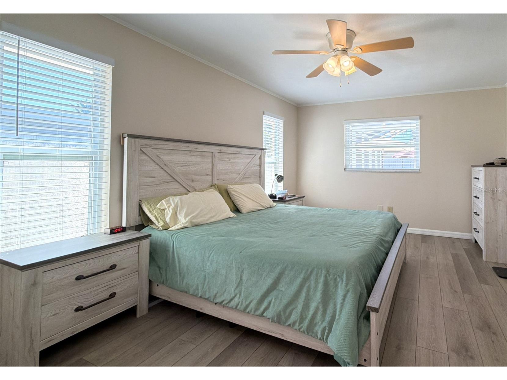 108 14th Street Belleair Beach FL 33786 TB8477195 image16