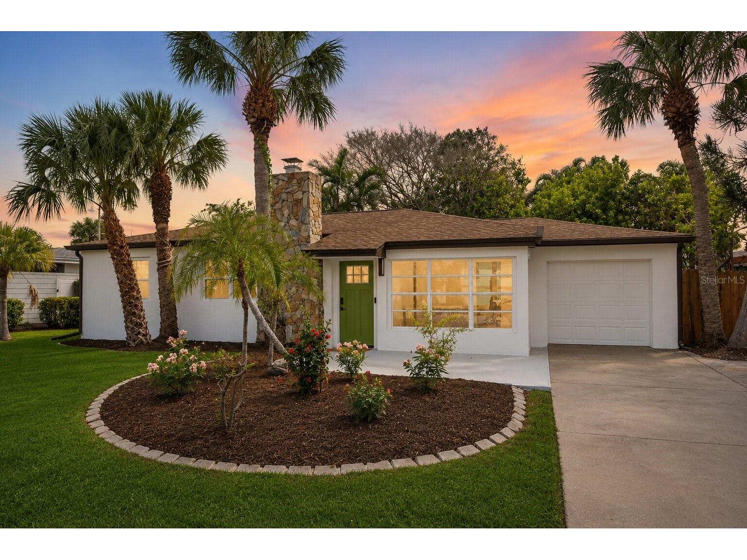108 5th Street Belleair Beach FL 33786 TB8515899 image1