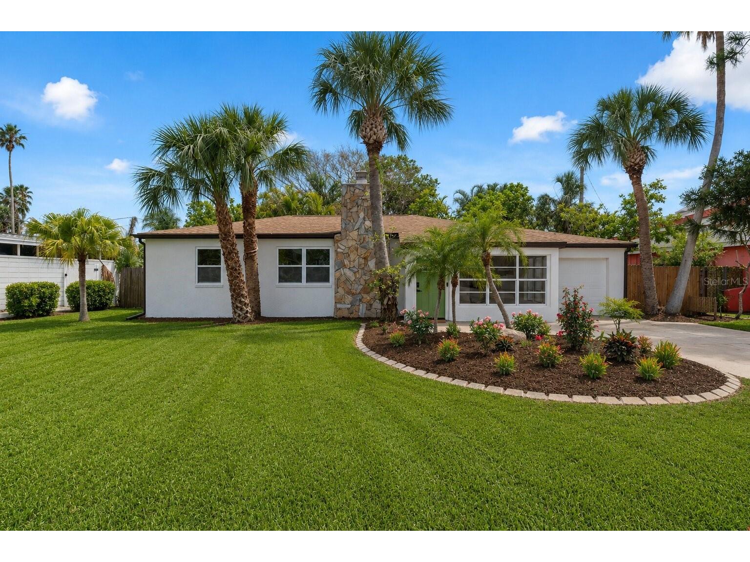 108 5th Street Belleair Beach FL 33786 TB8515899 image2