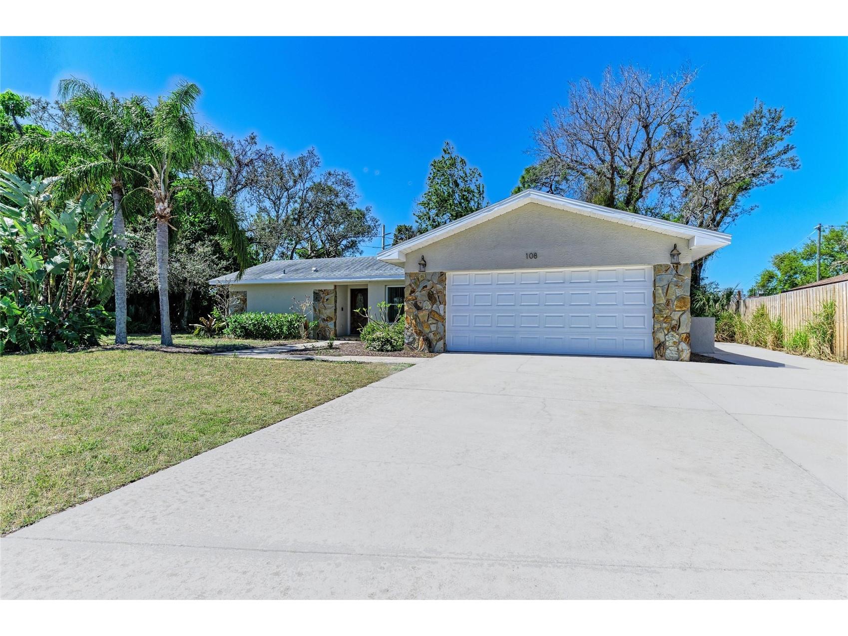 108 70th Street NW Bradenton FL 34209 A4686667 image1