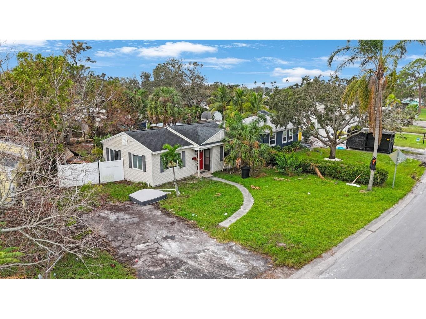 108 85th Avenue N Saint Petersburg FL 33702 TB8342081 image1