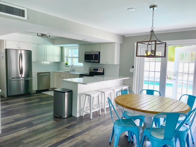 108 8th Street Belleair Beach FL 33786 U8192021 image6