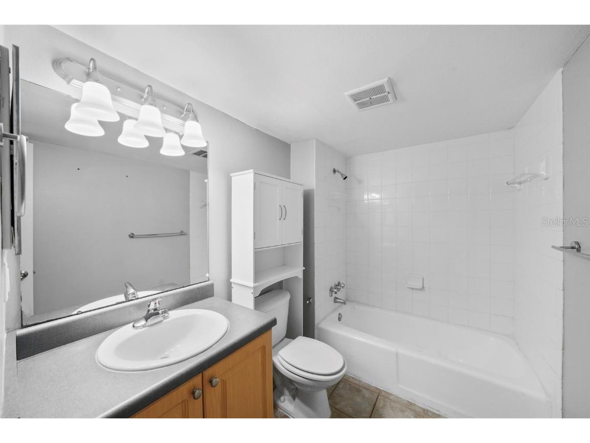 108 Alameda Court #236 Tampa FL 33609 TB8448609 image29