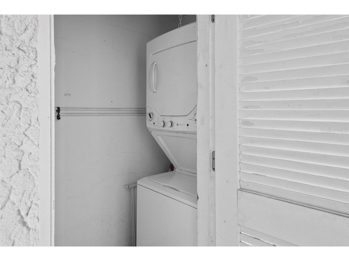 108 Alameda Court #236 Tampa FL 33609 TB8448609 image30