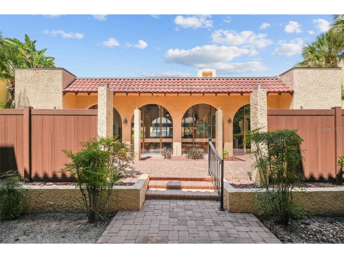 108 Alameda Court #236 Tampa FL 33609 TB8448609 image33