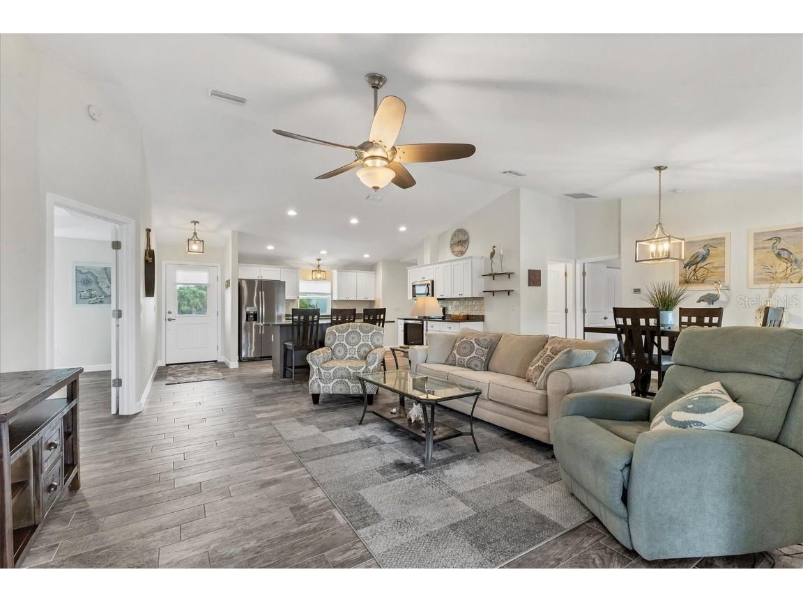 108 Albatross Road Rotonda West FL 33947 - BUTTERFORD WATERWAY N6139556 image12