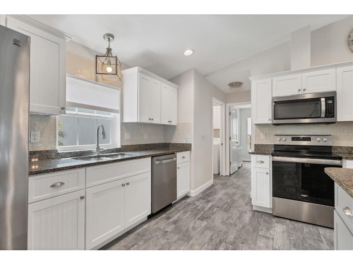 108 Albatross Road Rotonda West FL 33947 - BUTTERFORD WATERWAY N6139556 image7